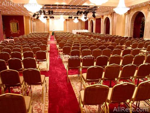 Pyramisa Suites Hotel & Casino 33